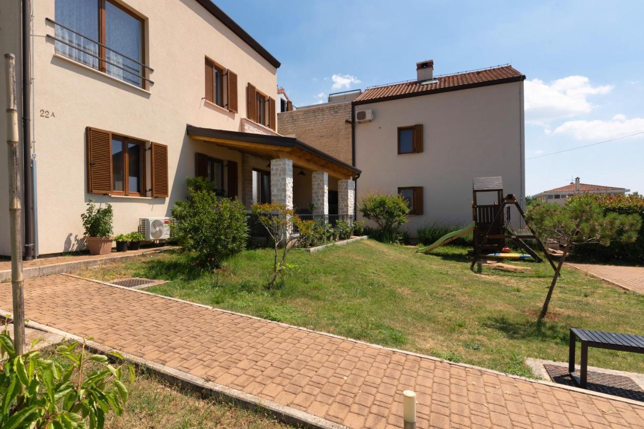 Holiday Home Maslina Poreč Exteriör bild