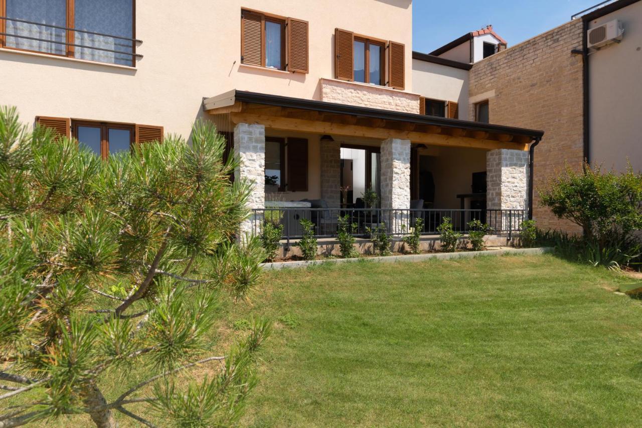 Holiday Home Maslina Poreč Exteriör bild
